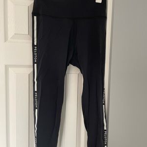 large peloton leggings